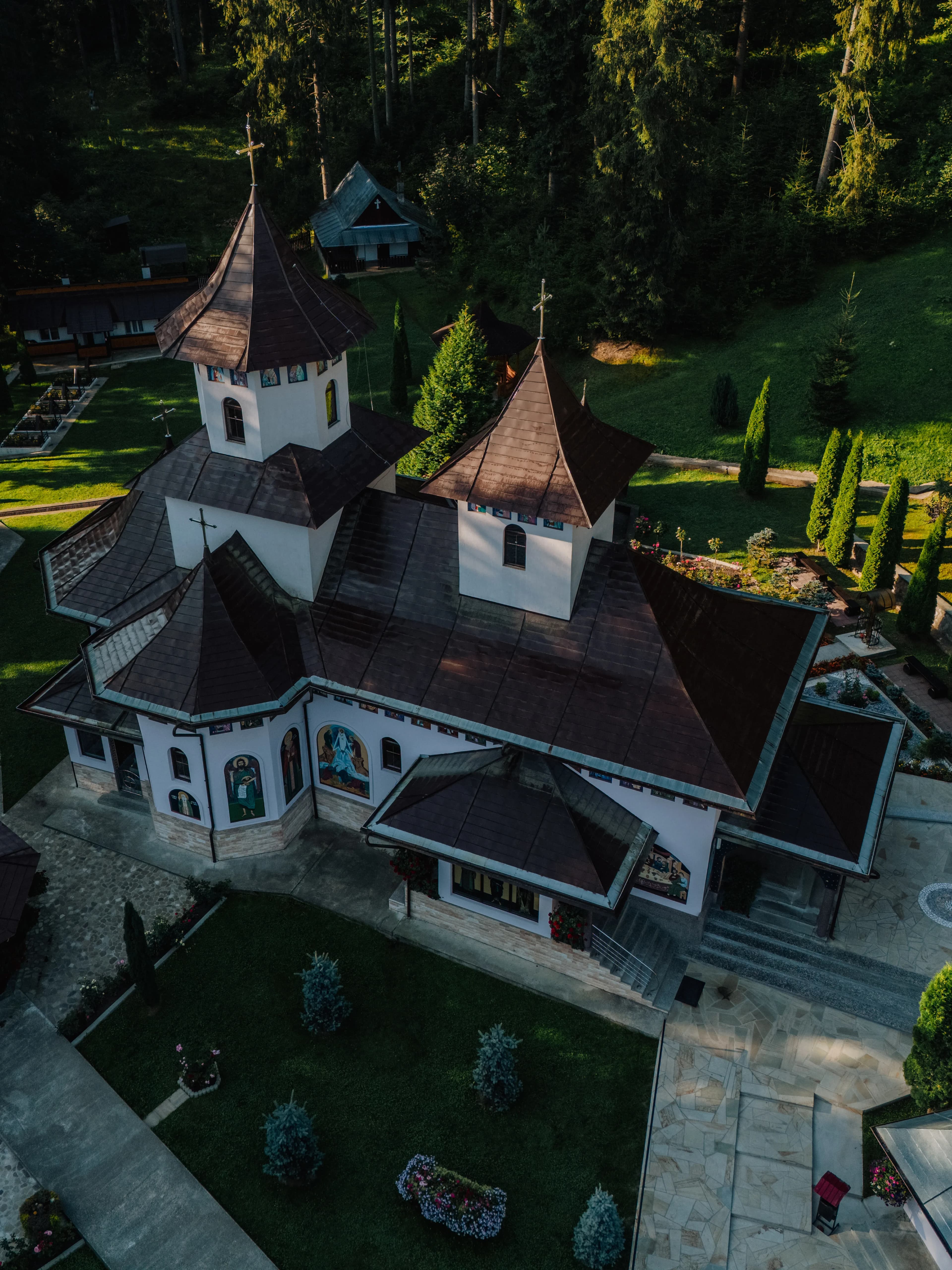 MĂNĂSTIREA SIHĂSTRIA RARĂULUI